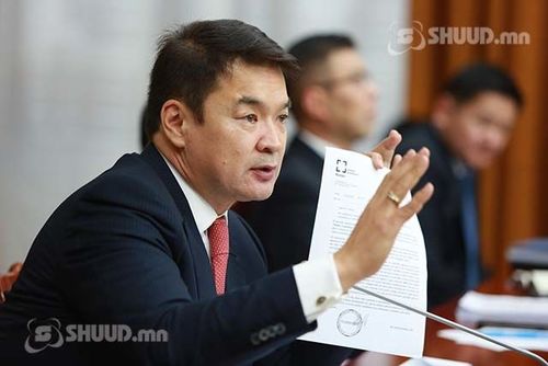 Ч.Сайханбилэг АНУ-аас ирнэ